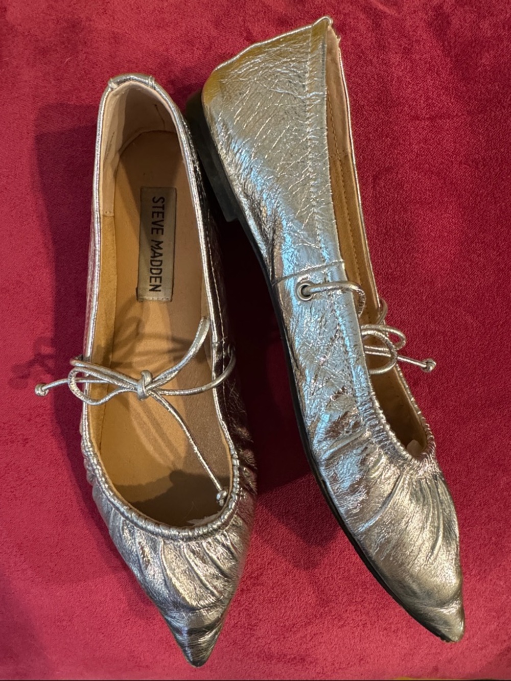 Steve Madden Silver Pointed Ballet Flats with Tie